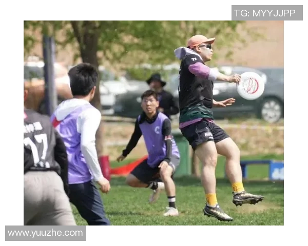 南京飞盘队耐力之争引发热议赛场背后的坚持与挑战 南京飞盘队耐力之争引发热议赛场背后的坚持与挑战